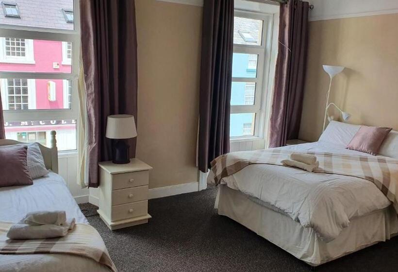 Семейный Номер, The Village Bed And Breakfast