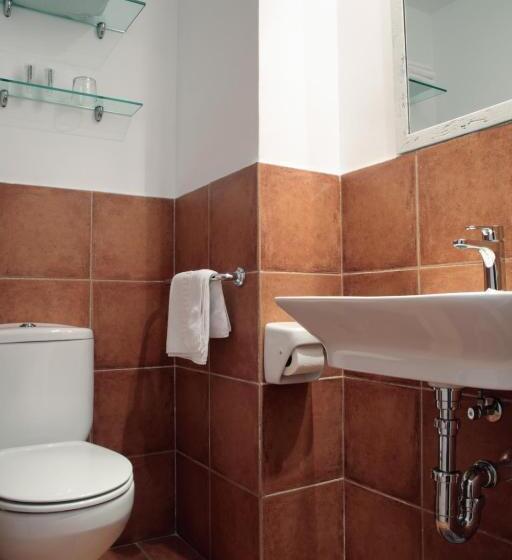 キングサイズベッドのスタンダードルーム, 3 Arcs