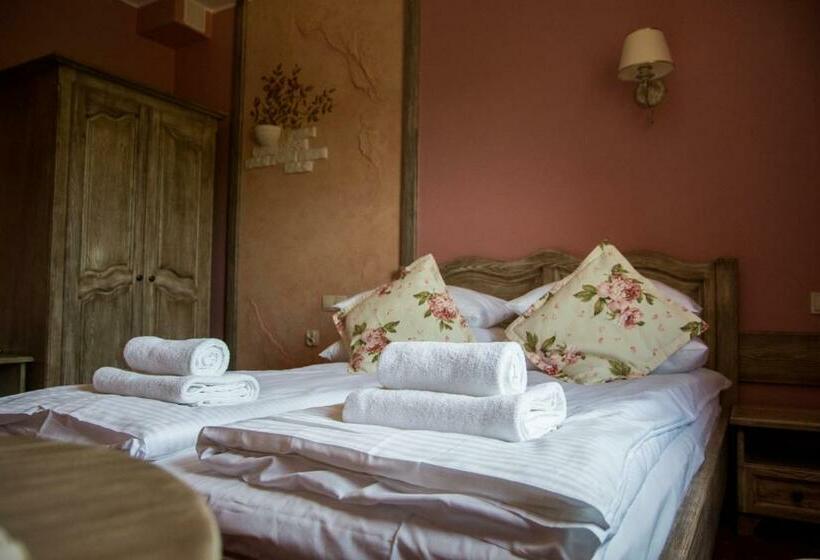 スタンダードルーム, Carpatia Bieszczadzki Gościniec