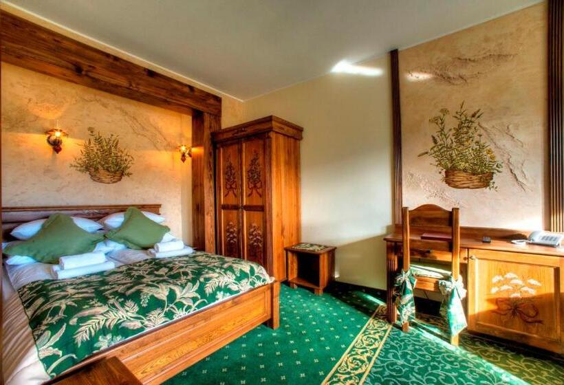 スーペリアールーム, Carpatia Bieszczadzki Gościniec