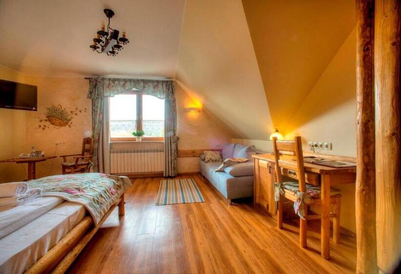 スーペリアールーム, Carpatia Bieszczadzki Gościniec