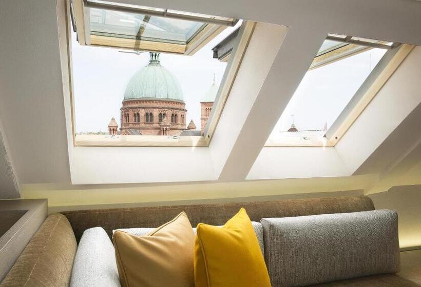 جناح جونيور, D  Strasbourg