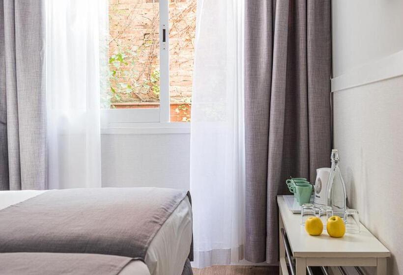 Номер Стандарт Трехместный, Bypillow House