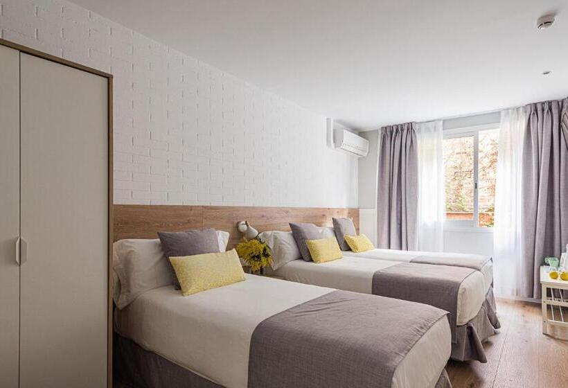 Номер Стандарт Трехместный, Bypillow House