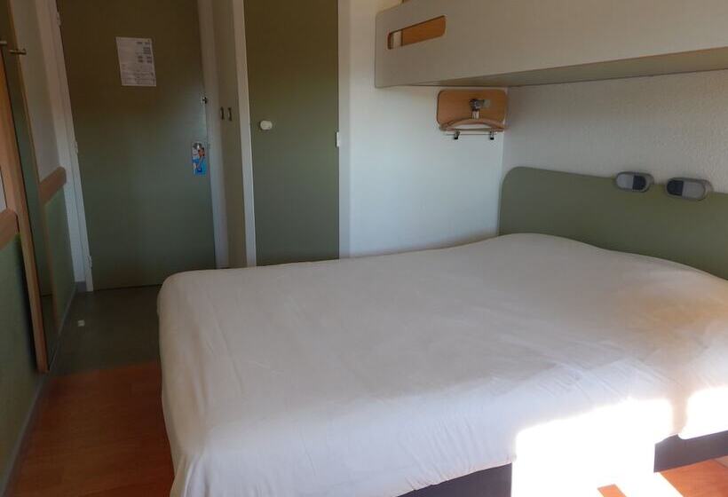 Номер Стандарт Трехместный, Ibis Budget Clermont Ferrand Sud