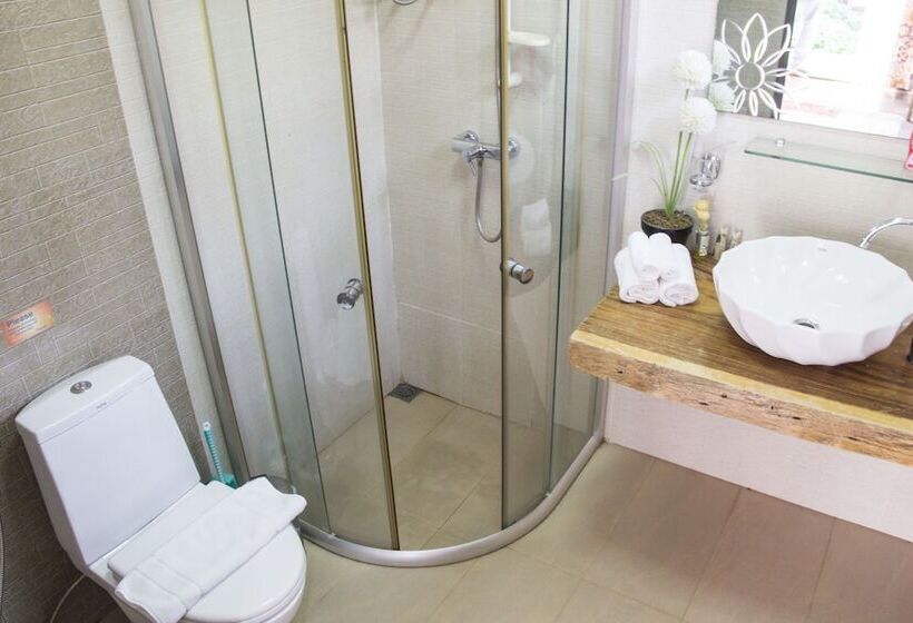 スタンダードルーム, Rice Barn And Rooms