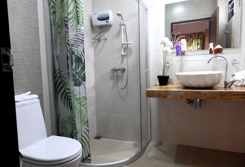 スタンダードルーム, Rice Barn And Rooms