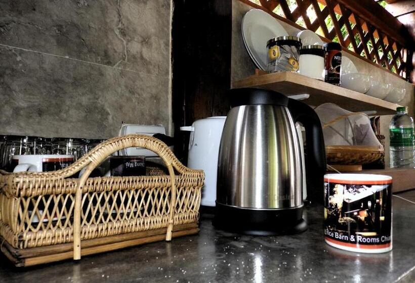 ガーデンビューファミリールーム, Rice Barn And Rooms