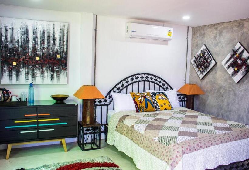 デラックスルーム, Rice Barn And Rooms