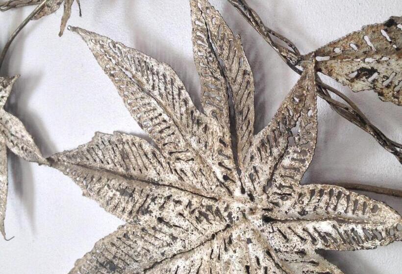 スタンダードルーム, Rice Barn And Rooms