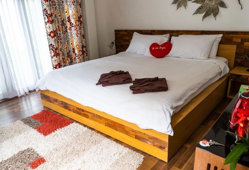 スタンダードルーム, Rice Barn And Rooms