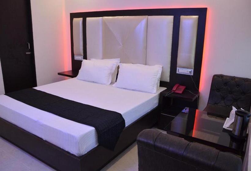 غرفة ديلوكس, Royal Park 22