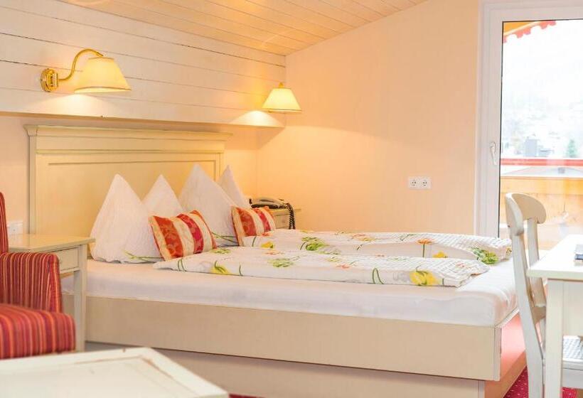 小型套房, Schneeberger