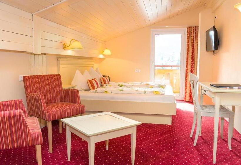 小型套房, Schneeberger