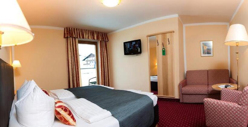 标准三人间, Schneeberger