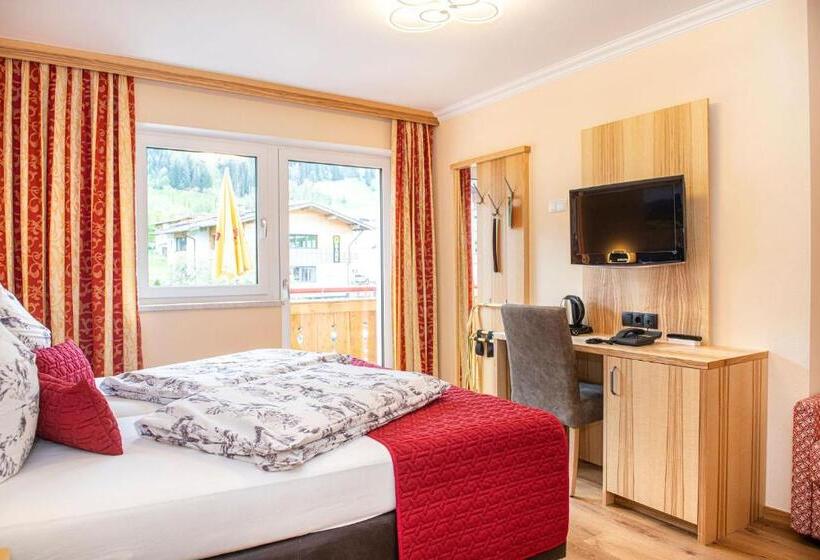 高级大房间, Schneeberger