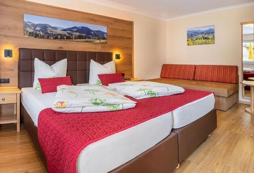 高级大房间, Schneeberger