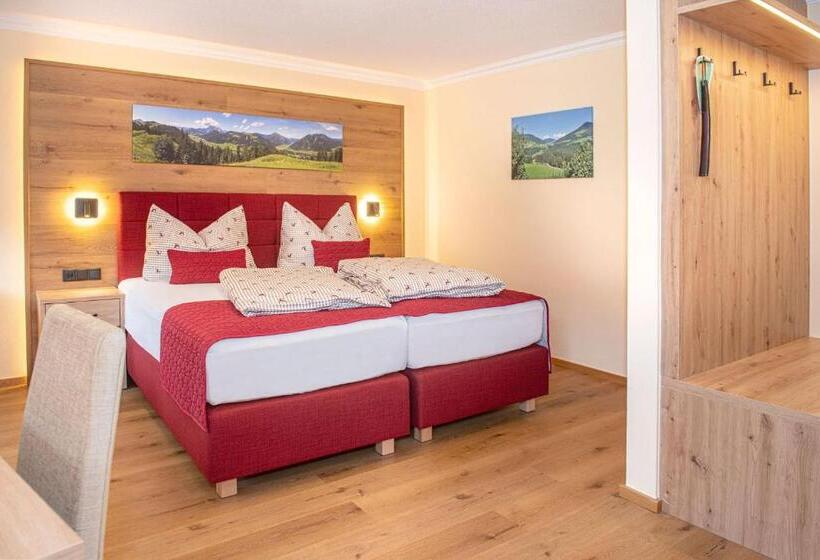 高级大房间, Schneeberger