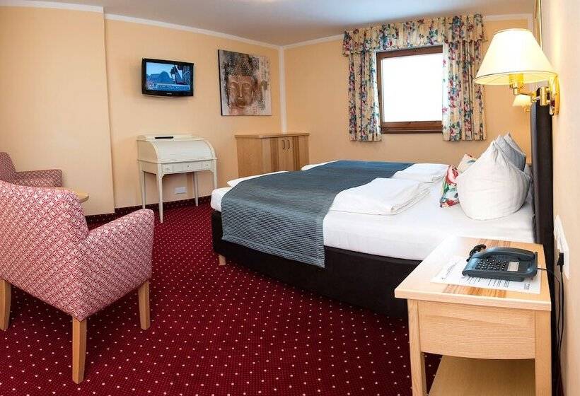 小型套房, Schneeberger