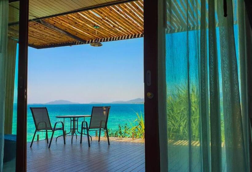 Standard Room with Hidromassage Sea View, The Cliff Lipe