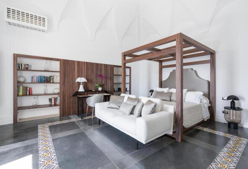 豪华海景房, Villa Magia