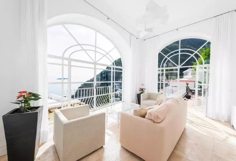 Suite with Terrace, Villa Magia