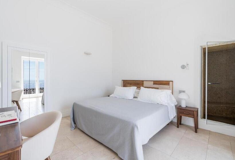 标准间, Villa Magia