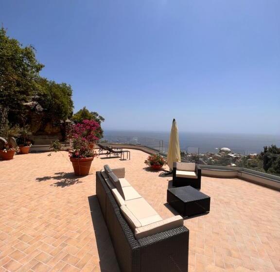 3间卧室的房子, Villa Magia