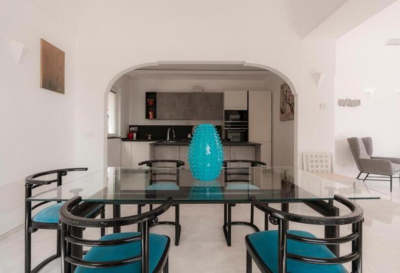 Дом 3 Спальни, Villa Magia