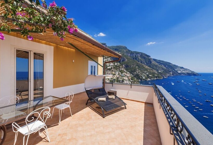 高级套房带海景, Villa Magia