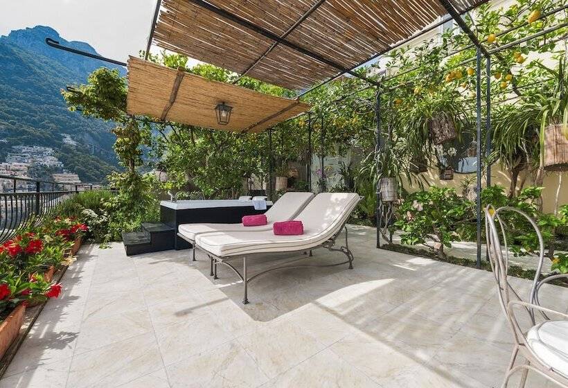 Люкс Deluxe Вид на Море, Villa Magia