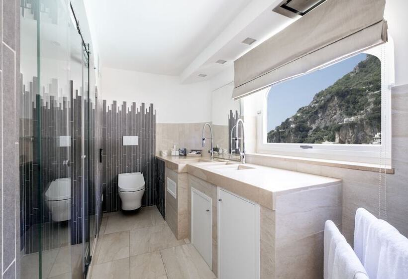 套房配有游泳池, Villa Magia