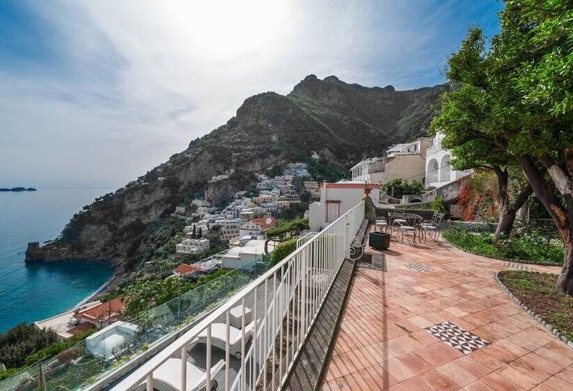 Люкс с Террасой, Villa Magia