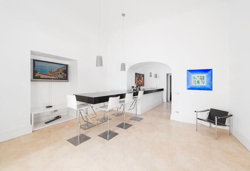 带露台的套间, Villa Magia