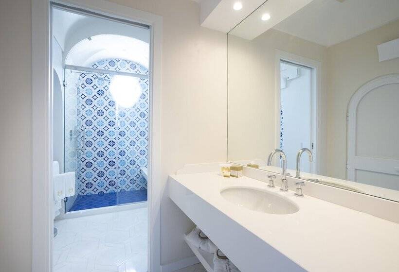 带1个卧室的带海景的公寓, Villa Magia