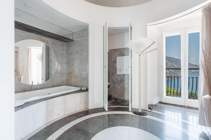 带大床的套房, Villa Magia