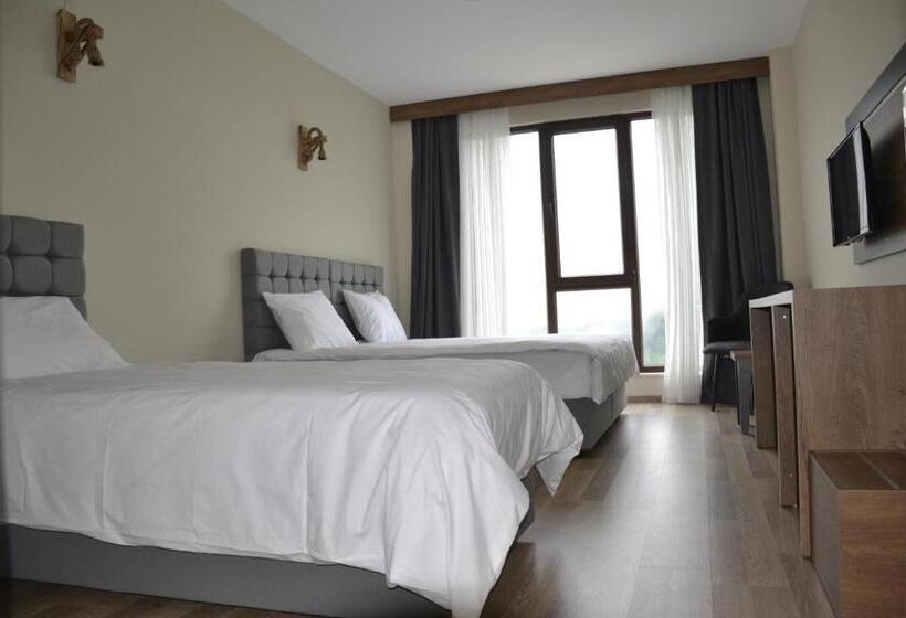 Suite Familiare, Alya Teras Otel