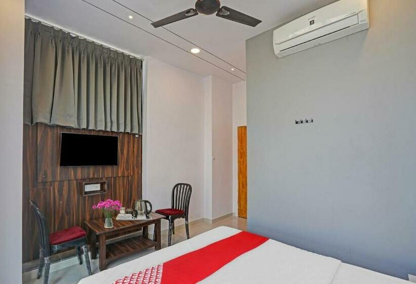 三人经典房间, Oyo Flagship 70304 Sky View