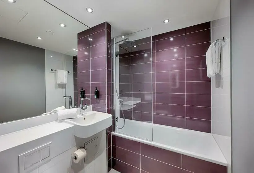 اتاق استاندارد, Premier Inn Regensburg City Centre