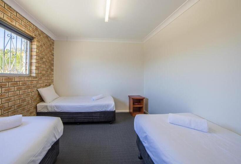 شقة غرفتين, Caboolture Motel