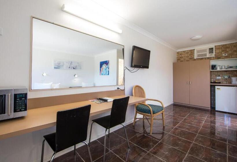 Номер Стандарт, Caboolture Motel