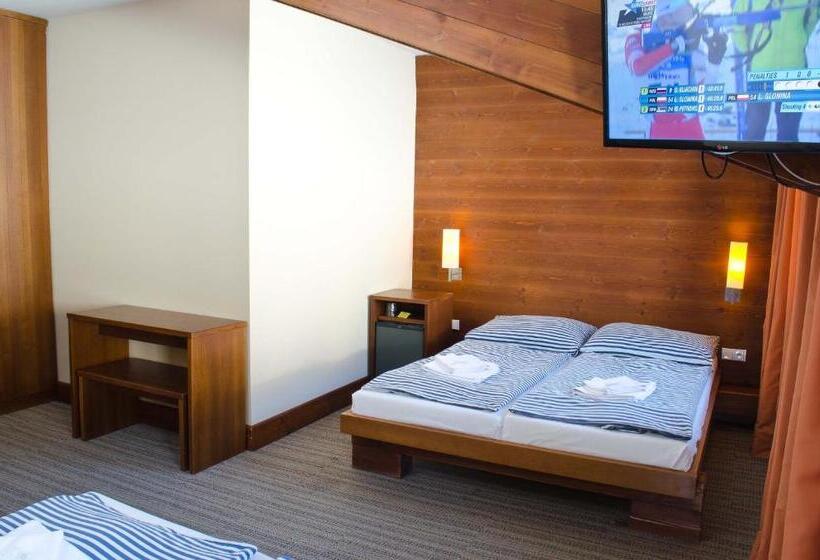 اتاق استاندارد چهار تخته, Adam