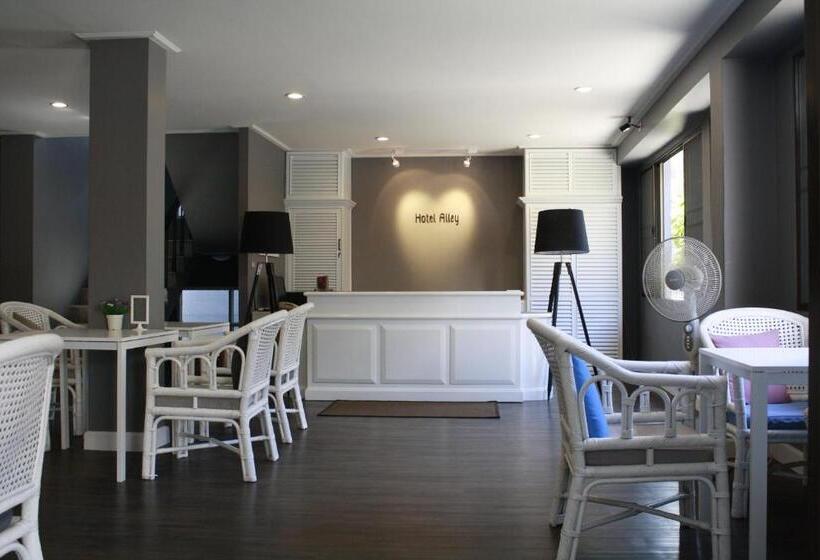 Quarto Superior Vista Cidade, Alley