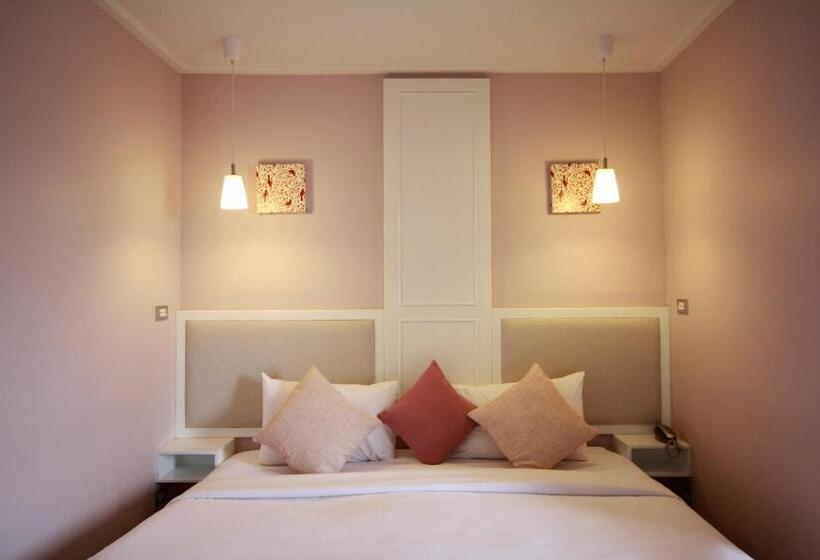 Quarto Superior Vista Cidade, Alley