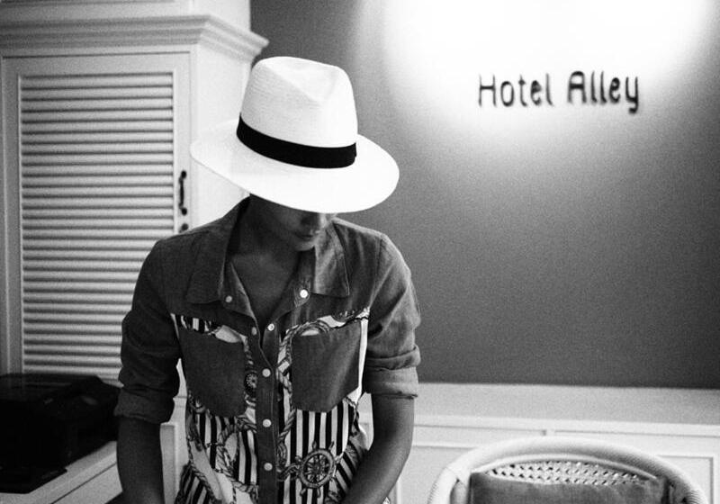 Quarto Superior Vista Cidade, Alley