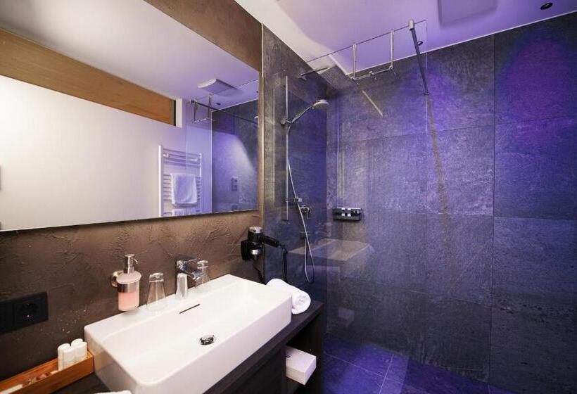 اتاق لوکس, Alpina