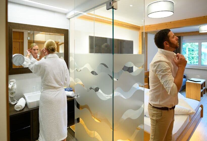 اتاق سوپریور, Alpina