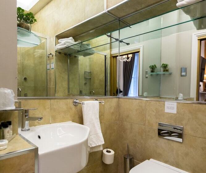 Номер Superior, Arosfa Hotel London By Compass Hospitality