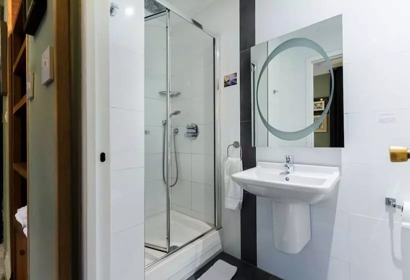Perhehuone, Arosfa Hotel London By Compass Hospitality