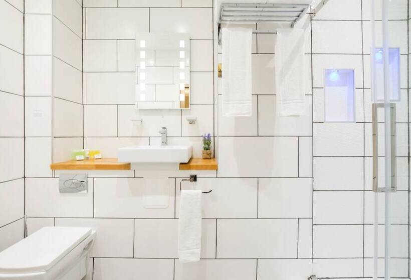 Семейный Номер, Arosfa Hotel London By Compass Hospitality